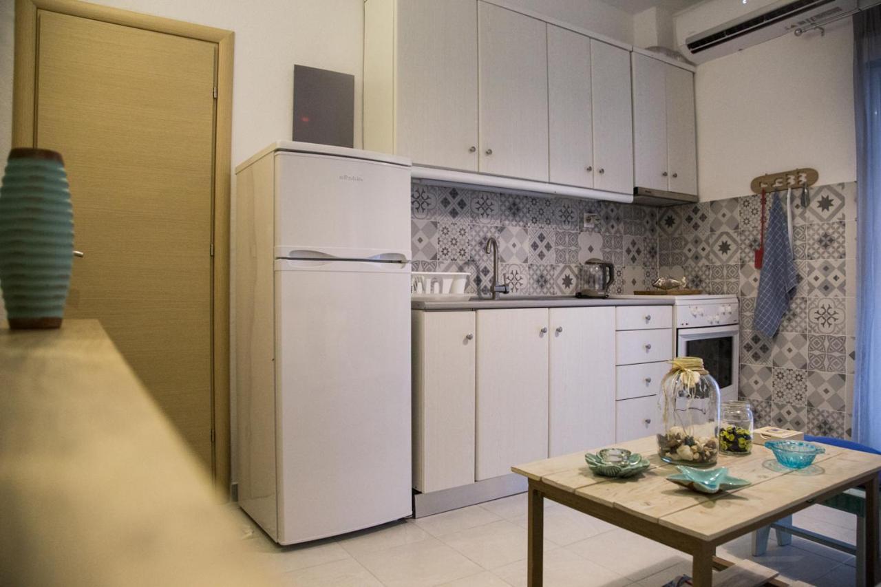 Grey Theros Apartments Паралия Дионисиу Екстериор снимка